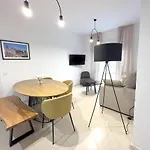 Isa Palacio De Congresos Cádiz